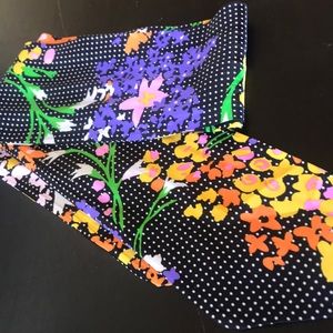 Super cute floral scarf neck scarf, head scarf os